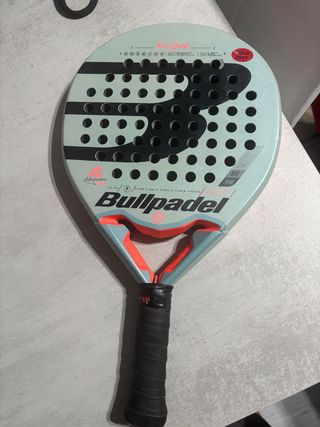 Bullpadel Flow Alejandra Salazar Pala Pádel