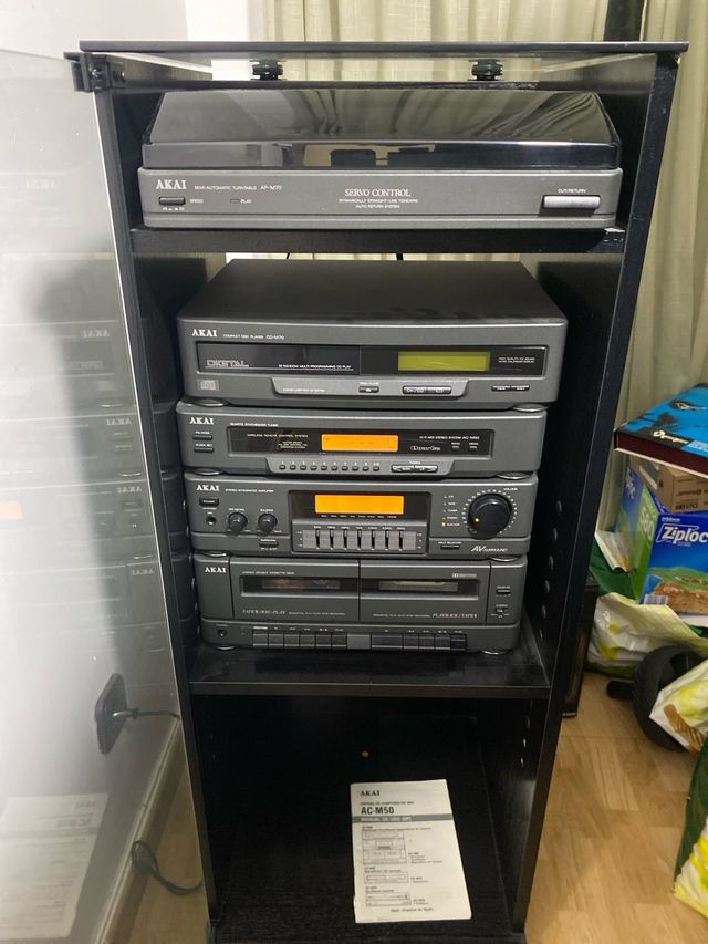 Equipo de música Hi-Fi Akai AC-M
