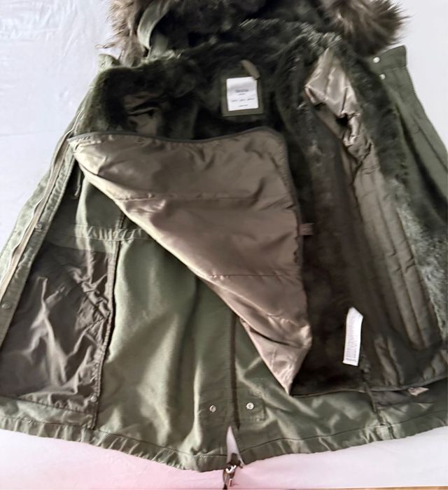 Parka verde militar con forro desmontable