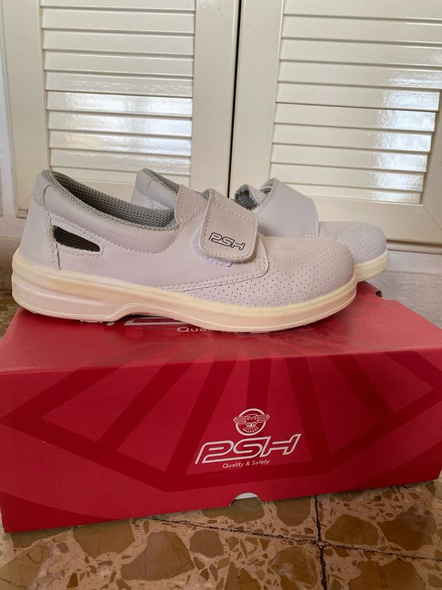 Zuecos hospital PSH blancos