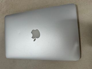 MacBook 11” Air 2013 Intel i5