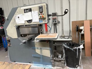 Sierra de cinta vertical Evei SE-1000