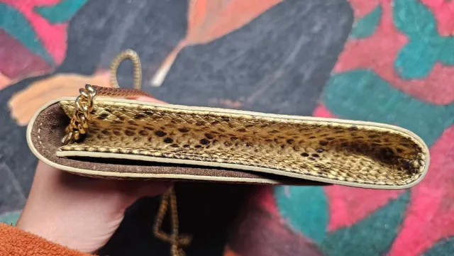 Bolso bandolera Twinset de piel, estampado serpien