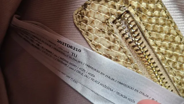 Bolso bandolera Twinset de piel, estampado serpien