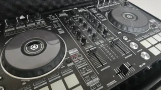 Controlador DJ Pioneer DDJ-RR