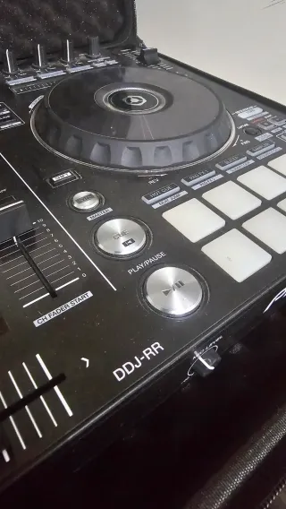 Controlador DJ Pioneer DDJ-RR