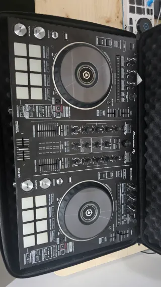 Controlador DJ Pioneer DDJ-RR