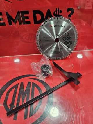 Sierra Circular Portátil Parkside PHKS 1350 D3.