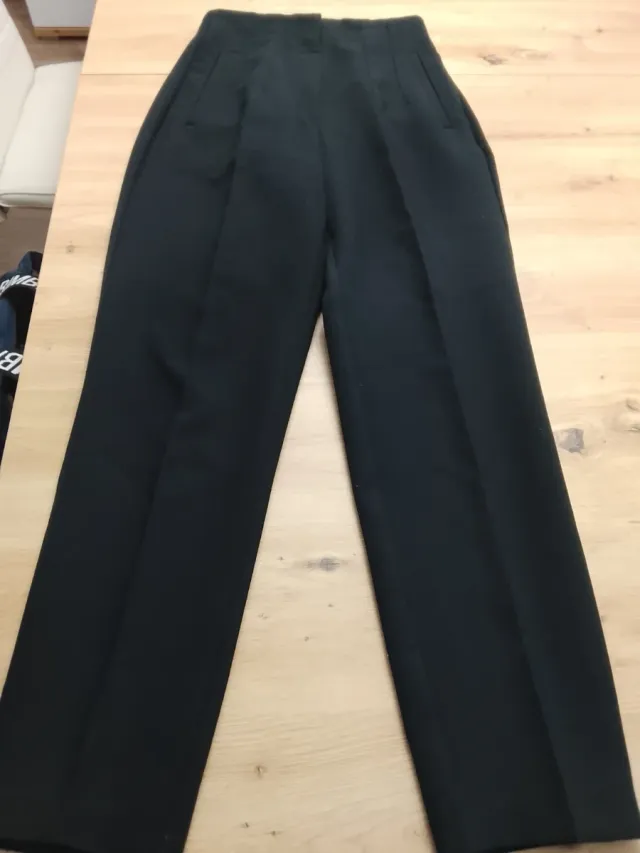 Pantalones negros de vestir