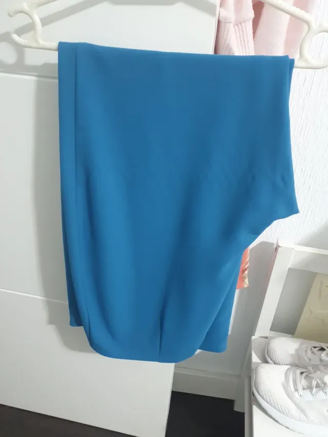 Traje azul Carfi para eventos