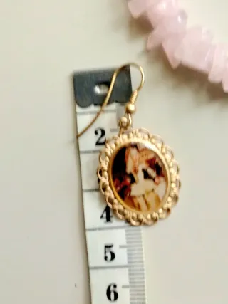 Pendientes vintage dorados con retrato