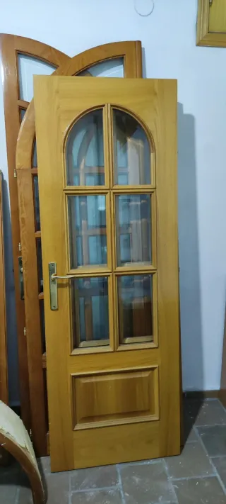 Puertas de interior de madera con cristales (2)