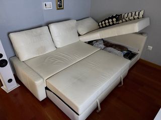 Divano ad angolo in pelle sintetica bianco