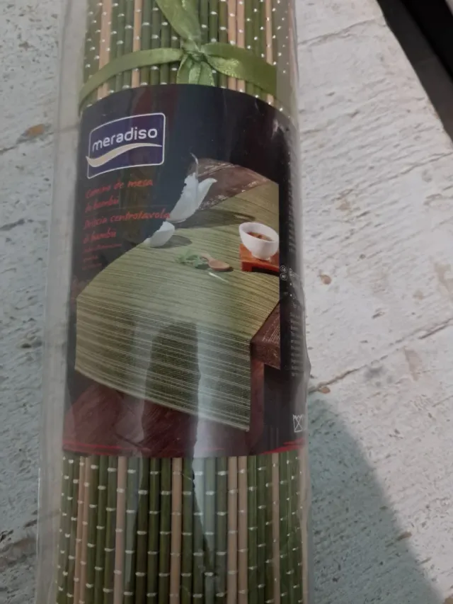 Striscia centrotavola in bambù