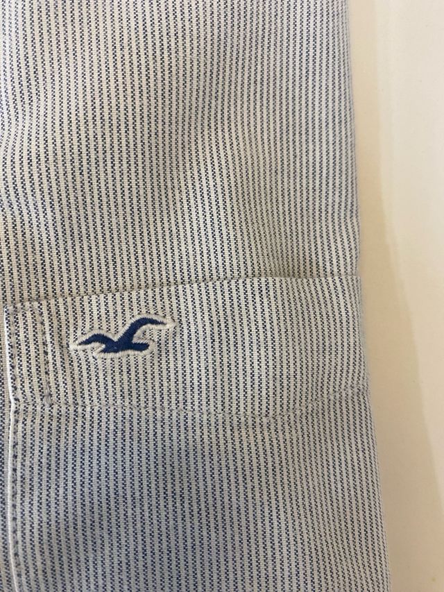 Camisa Hollister Rayas Azules y Blancas