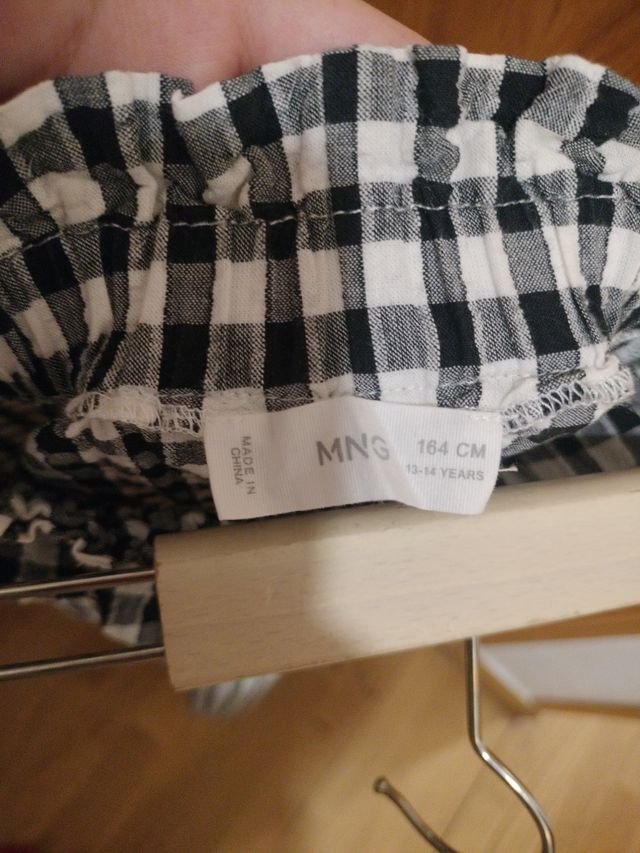 Pantalones niña cuadros blanco y negro