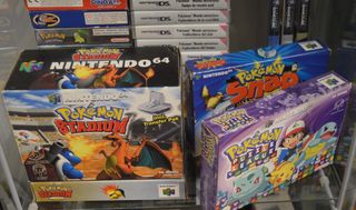 GRAN LOTE POKÉMON GAME BOY NINTENDO CONSOLAS GUÍAS