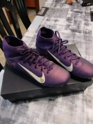 Botas Fútbol Nike Mercurial Mbappe Talla 39
