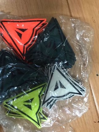 Parches Ropa Nuclear y Dainese