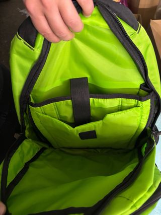 Mochila Kawasaki Negra y Verde