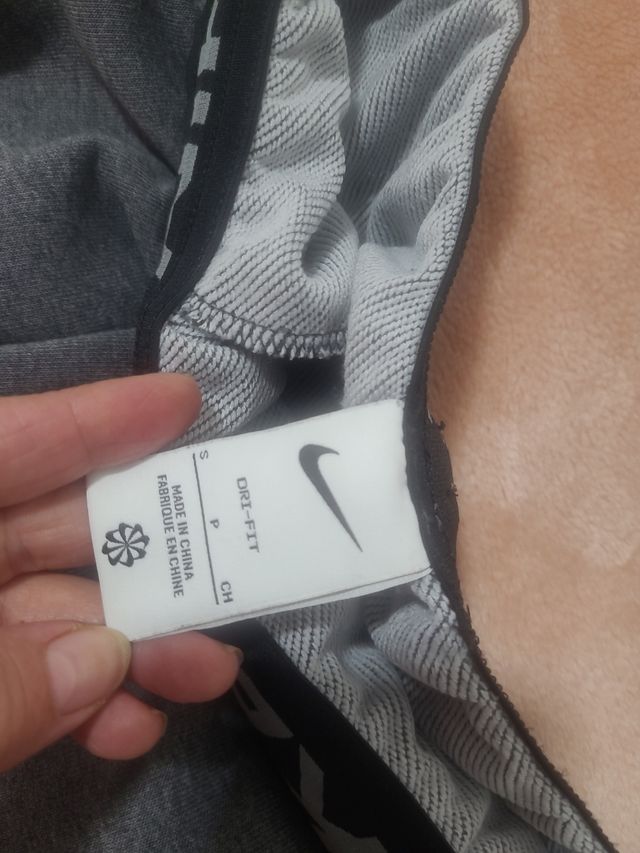 Pantalón unisex Nike talla S