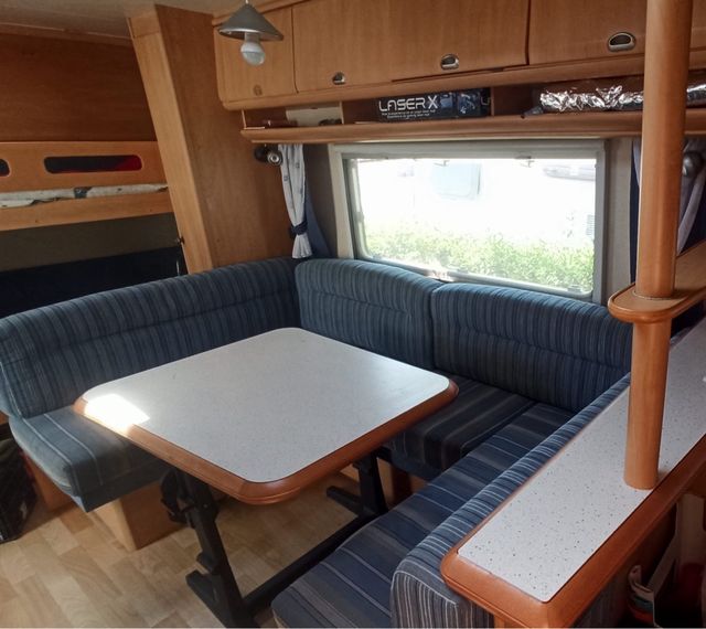 Caravana Hobby Deluxe 3 ambientes