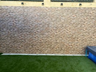 Césped artificial verde