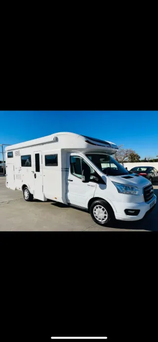 Autocaravana Ford