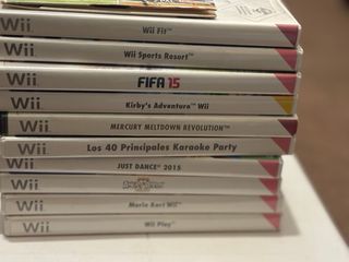 Nintendo Wii + Accesorios y Juegos