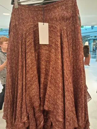 Falda Zara Marrón con Detalles Dorados