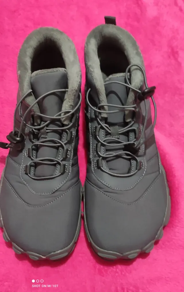 Botas de hombre grises forradas