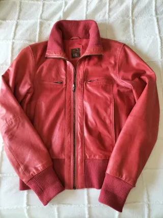 Chaqueta de piel Bershka