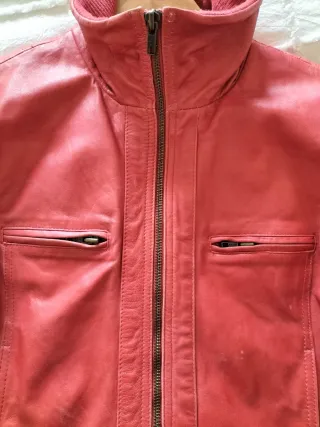 Chaqueta de piel Bershka