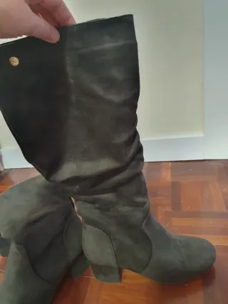 Botas altas grises mujer