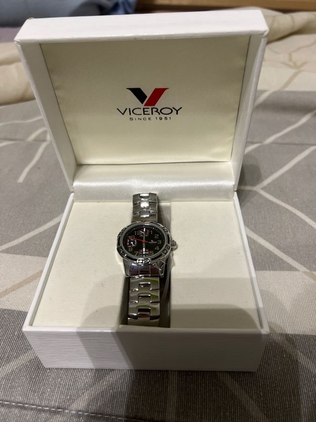 Reloj Viceroy Plata y Rojo