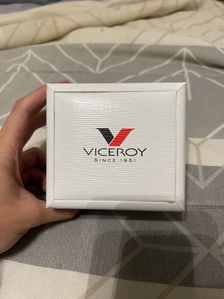 Reloj Viceroy Plata y Rojo