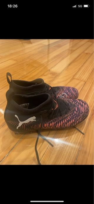 Botas de fútbol niño Puma Talla 33 de tacos