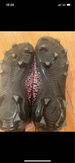 Botas de fútbol niño Puma Talla 33 de tacos