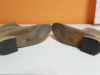 Botines serraje beige Talla 38