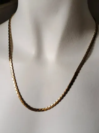 Collar dorado vintage