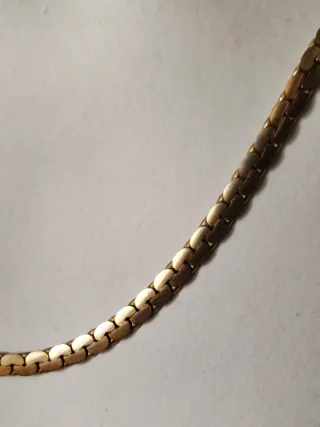 Collar dorado vintage