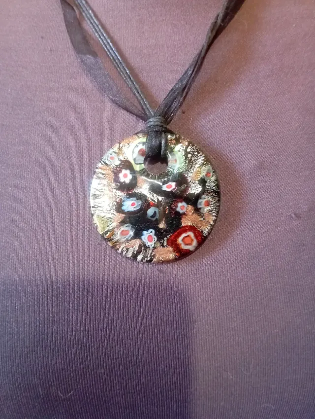 Collana vintage 80 vetro Murano ciondolo floreale.