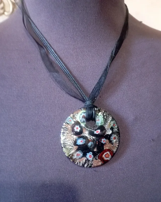 Collana vintage 80 vetro Murano ciondolo floreale.