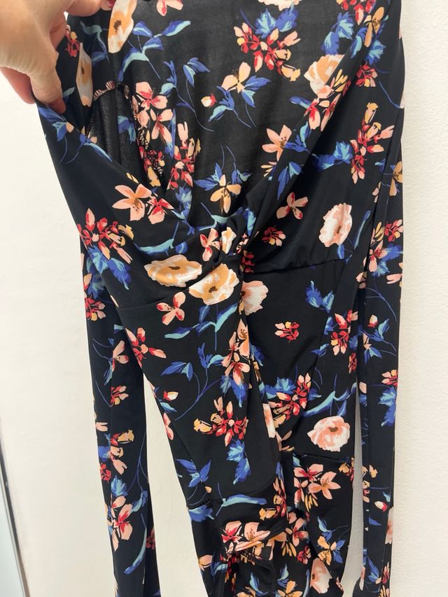 Bodi Stradivarius estampado floral