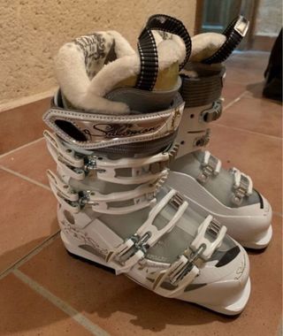 Botas esquí niña/mujer + esquís Atomic