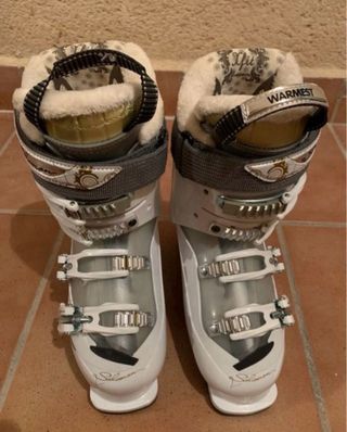 Botas esquí niña/mujer + esquís Atomic