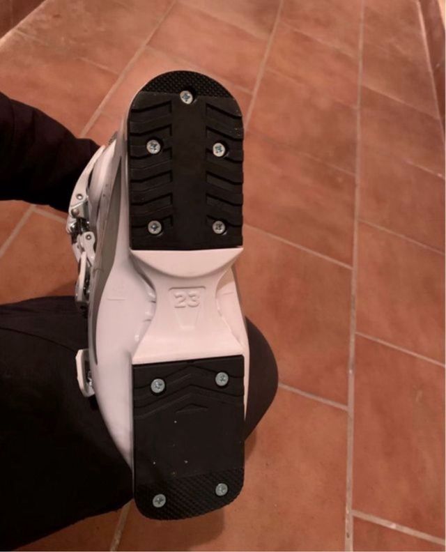 Botas esquí niña/mujer + esquís Atomic