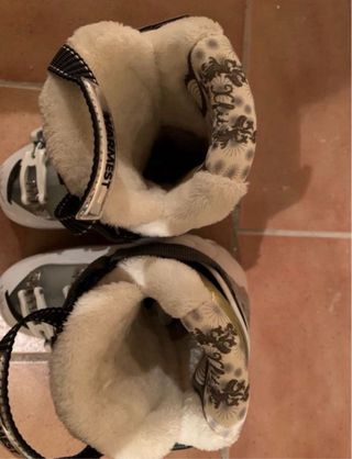 Botas esquí niña/mujer + esquís Atomic