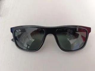 Gafas de sol Ray-Ban para niño