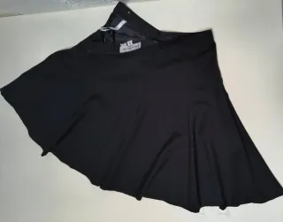 Gonna scampanata Luis Férraud nera